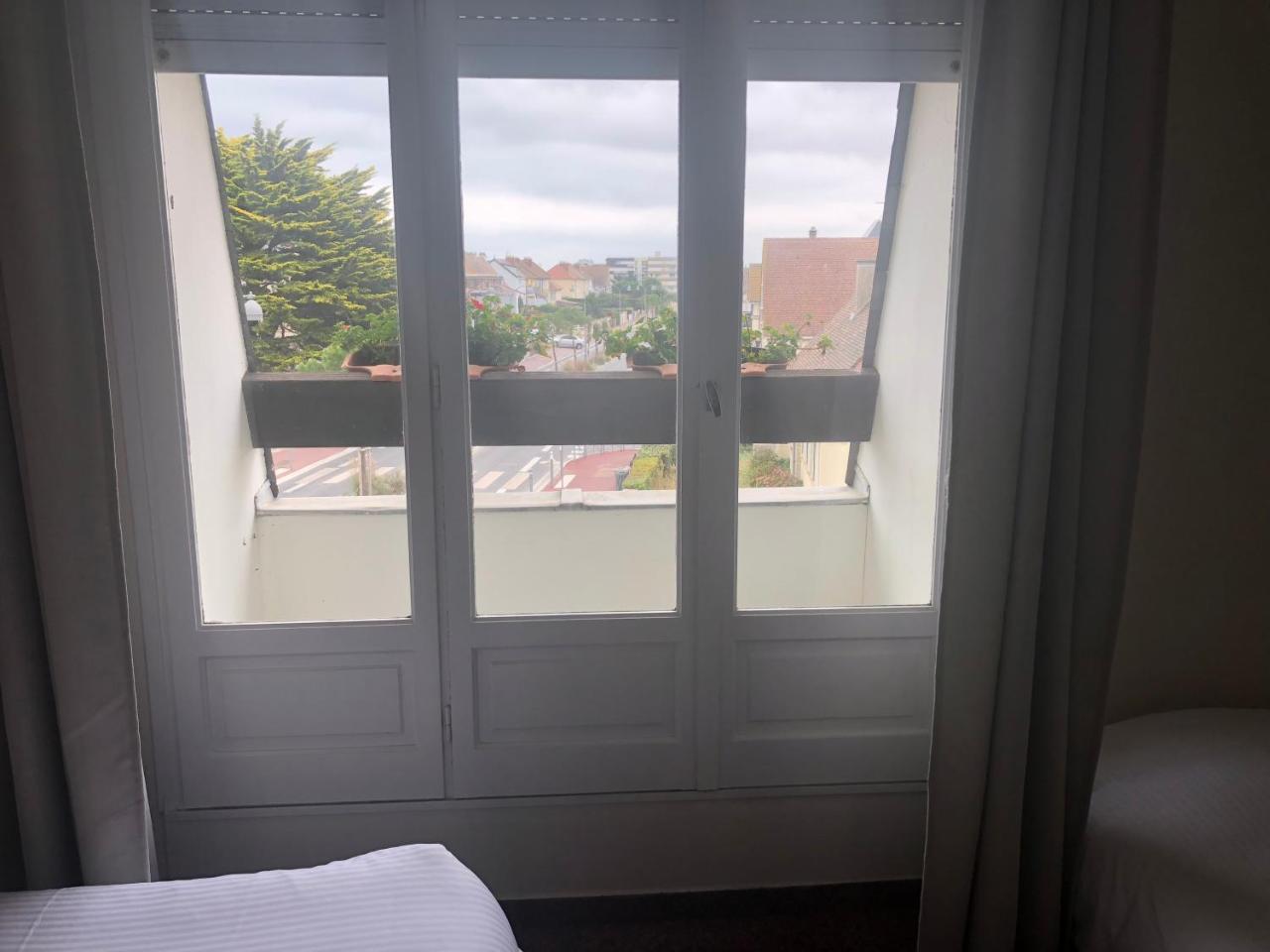Hotel De Paris Courseulles-sur-Mer Eksteriør bilde